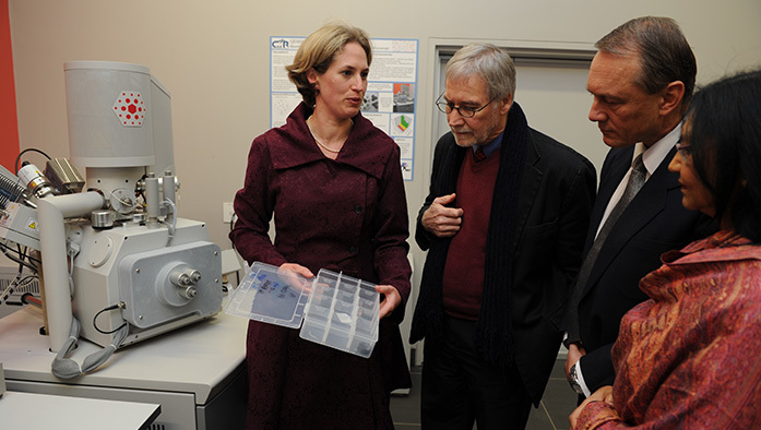 Close look: Dr Megan Becker, left, with the new QEMSCAN to her right, shows samples of ore that the machine will analyse in minute detail, to Deputy Vice-Chancellor Professor Danie Visser, Dr Rob Schouwstra of Anglo Technical Solutions and NRF Executive Director for Human and Institutional Capacity Development Dr Romilla Maharaj.
