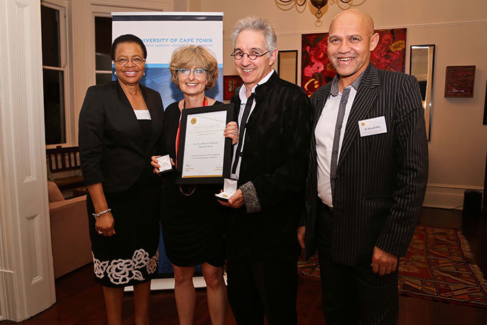 UCT Chancellor Graça Machel (far left) and Dr Russell Ally, executive director of UCT's Development and Alumni Department (far right) with Prof Deborah Posel and Vice-Chancellor Dr Max Price – both of them proudly showing their Chancellor's Circle pins and certificate in recognition of philanthropic giving to UCT.