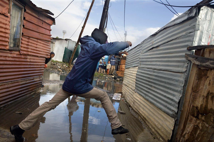 Flooding is one of the many social and environmental needs that residents in informal settlements have to deal with. These are the kinds of problems that the SABF Seed Fund project hopes to find solutions for.