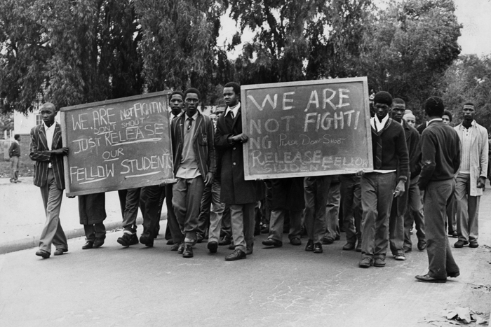Students appeal for the release of their fellow students who were arrested in Cape Town in the wake of 16 June 1976. Photo Independent Newspapers.
