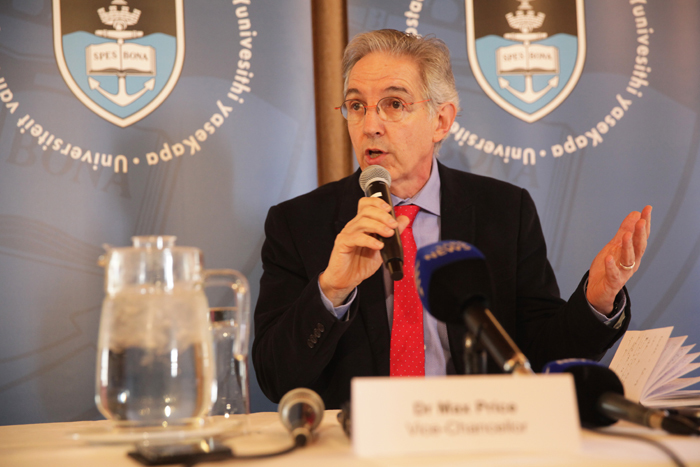 UCT Vice-Chancellor Dr Max Price addressed the press on 28 September 2016 about the implications of not finishing the 2016 academic year.