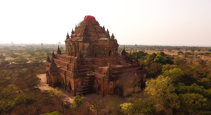 The Sula-mani-gu-hpaya temple in Bagan, one of the more than 130 Buddhist temples and pagodas damaged in last year's earthquake. With its 2 800 monuments, Bagan is one of the richest archaeological sites in Asia.