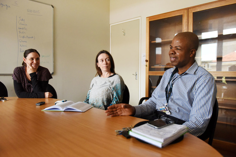 [From left] Dr Shannon Morreira, Dr Ellen Hurst and Associate Professor Mbulungeni Madiba propose translanguaging as a means of bringing students’ multilingual resources into the classroom.