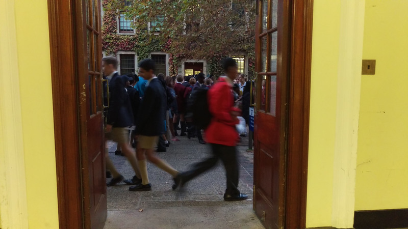 Learners line up outside the maths building on UCT’s upper campus to register for the 2017 UCT Mathematics Competition. Long queues like this were commonplace as some 8 700 learners scrambled into 80 venues across campus to put their wits and nerves to the test.