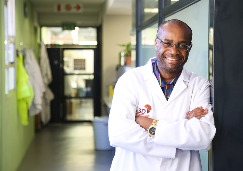 Prof Kelly Chibale, founder and director of the University of Cape Town’s (UCT) Drug Discovery and Development Centre (H3D), won the SA Chemical Institute’s Gold Medal for 2018 and was honoured with the 2018 Commemorative Fund Lecture.