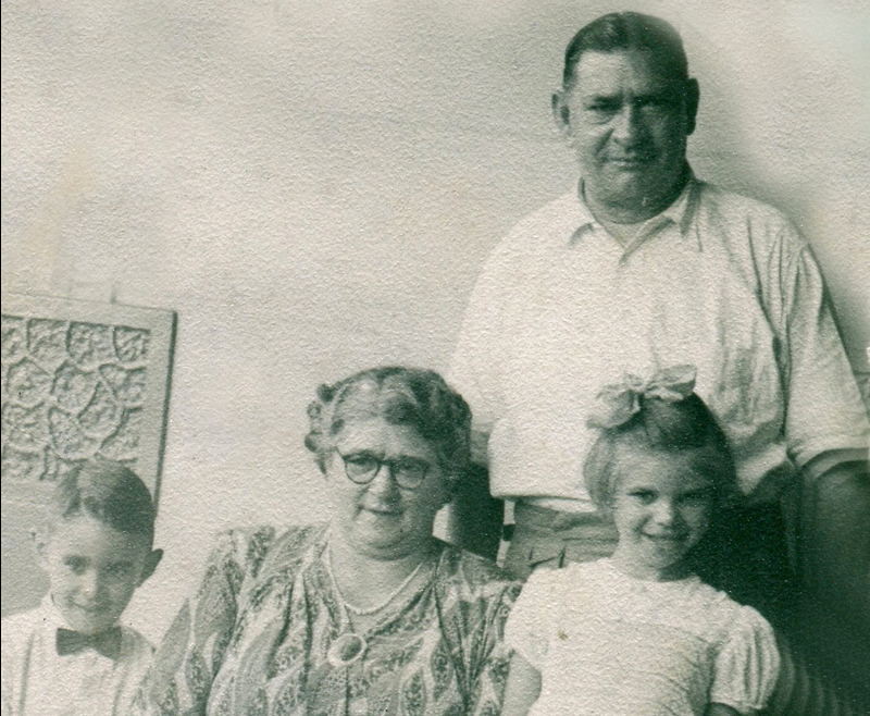 Henry de Bruyn, UCT’s first “non-European” staffer, with his wife Bessie and grandchildren Peter (left) and Jean. <b>Photo</b>&nbsp;Supplied.