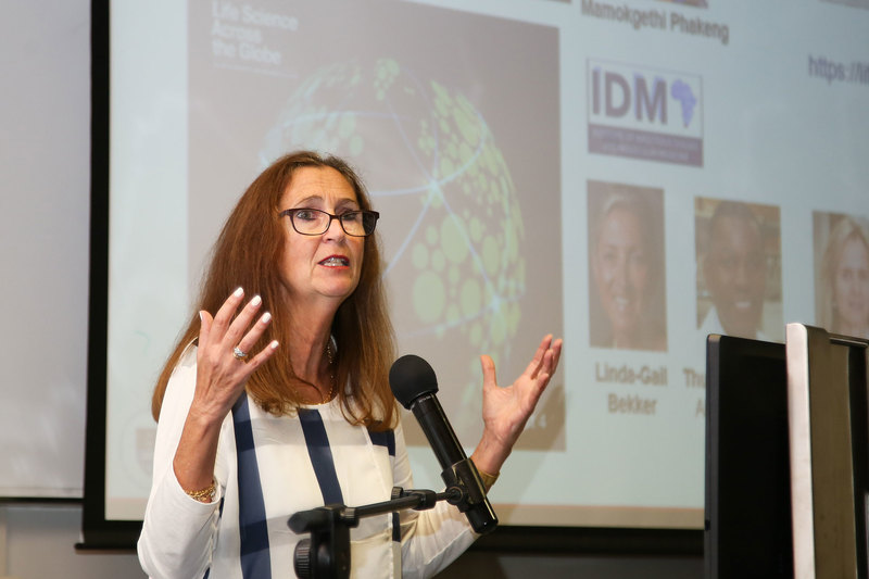 Professor Valerie Mizrahi delivered the Wolfson Memorial Lecture, detailing the vision for the Institute of Infectious Disease and Molecular Medicine.