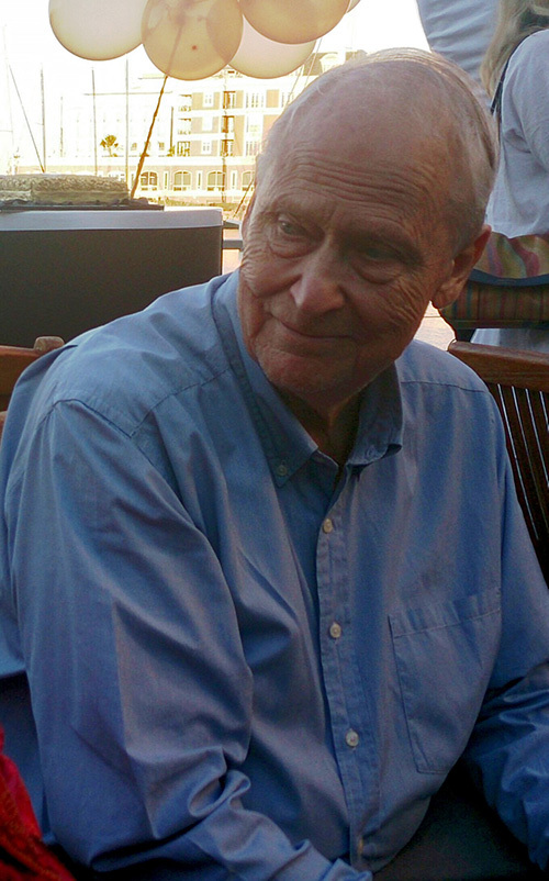 Emeritus Professor Bruce Arnott