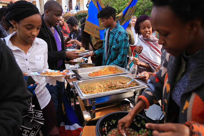 With the help of the SRC, Jammie Plaza was turned into a marketplace filled with the tastes, sounds and fabrics of Africa on 12 May. 