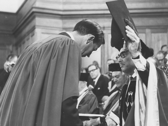Chris Barnard receives his honorary DSc degree at the University of Cape Town in December 1967. He was honoured for his pioneering work in the field of cardiac research.