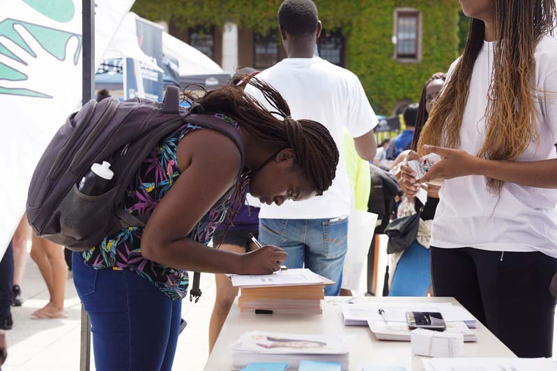 Plaza Week is a great opportunity for students to sign up to clubs and societies. Stalls that were set up on the plaza ranged from religious societies to sports, political and scientific clubs.