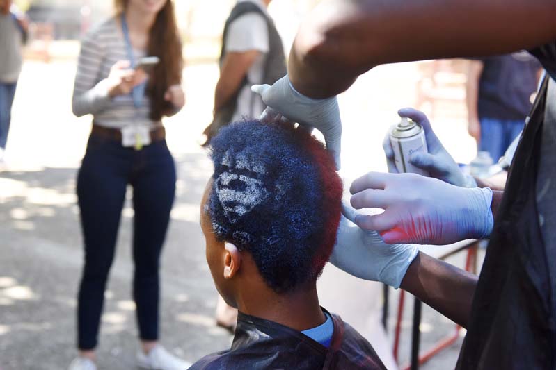 The CANSA Shavathon started 15 years ago and takes place in various shopping centres, malls, workplaces and private organisations every year. It is a public declaration of support for those living with cancer.