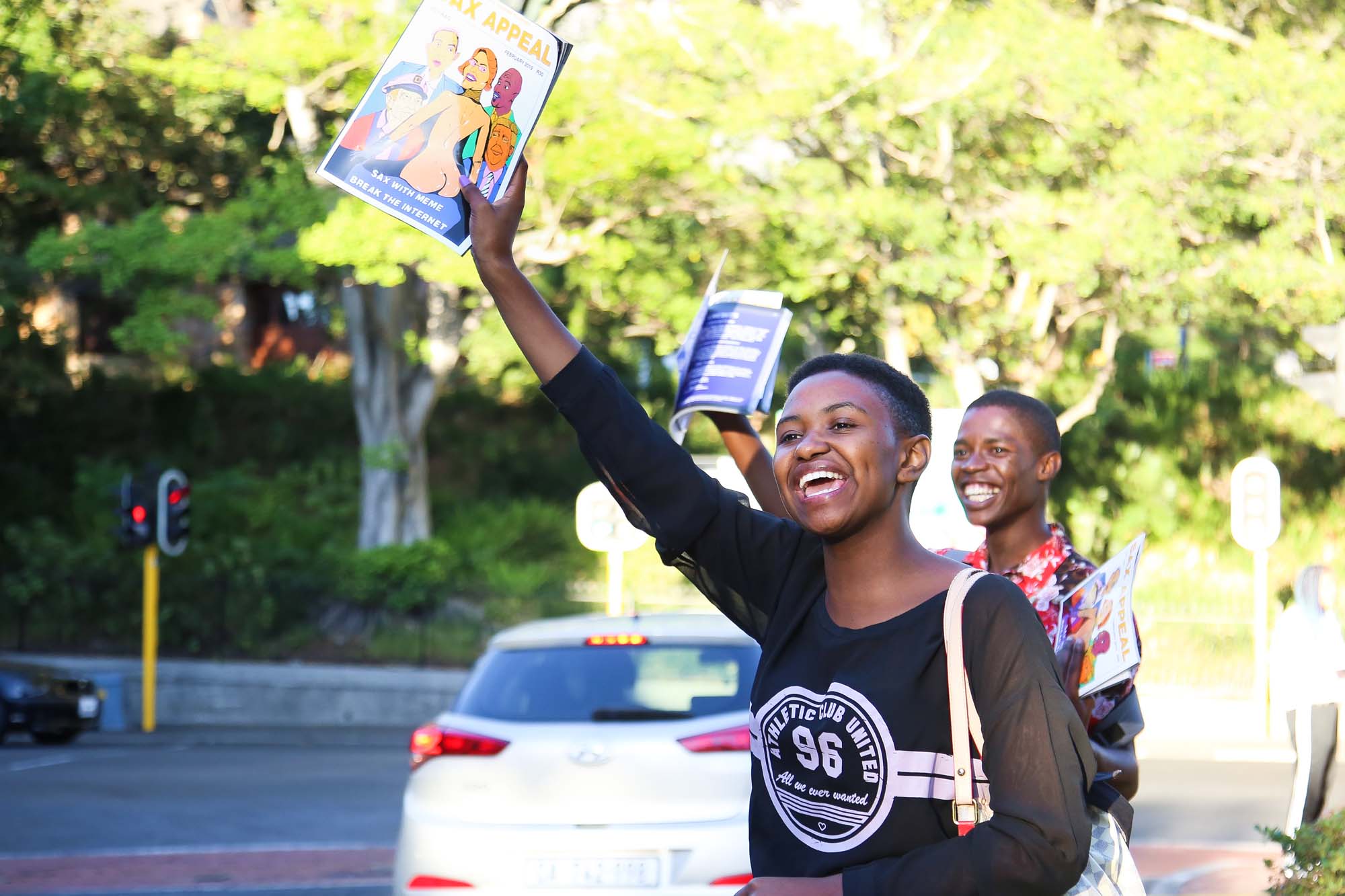 First-year student volunteers took to Cape Town’s streets to sell the 86th edition of <i>SAX Appeal</i>.