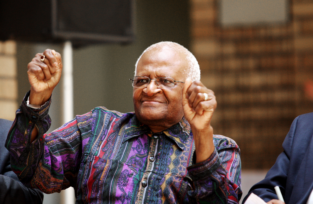 Archbishop Emeritus Desmond Tutu received the Fetzer Prize for Love and Forgiveness in December 2009. He received it jointly with the Dalai Lama, for facing, over 50 years, “with great courage, a world that is weary of being in the grasp of fear and violence”.