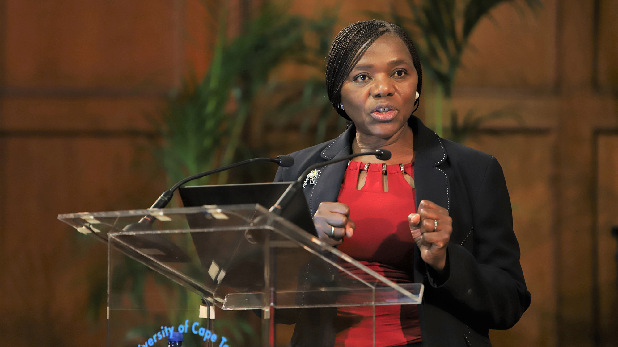 Leverage privilege to change education, Madonsela urges | UCT News 