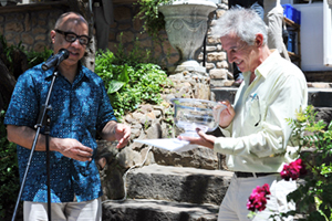 Accepted in gratitude: Vice-Chancellor Dr Max Price accepts the Ford Foundation's "token of support and affection" from Darren Walker, president of the foundation.