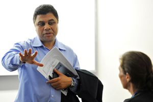 Gathering knowledge: Dean of EBE, Prof Francis Petersen, spoke at an interdisciplinary meeting of experts at UCT, ahead of a UCT/ Penn State University workshop on shale gas exploration.