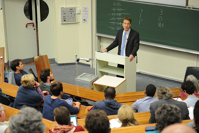 Prof Sven Beckert speaking about the history of capitalism – through the lens of cotton production and trade – to an appreciative audience at UCT.