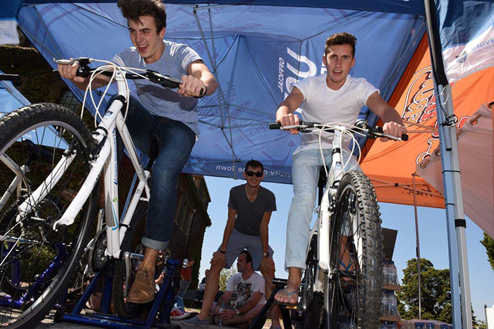 Greg Vogal and Jonathan Smith participated in the UCT 1km Cape Epic Challenge on Jammie Plaza.