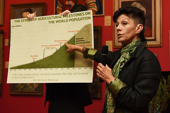 Professor Jill Farrant, UCT Research Chair in Plant Molecular Physiology, presenting at the latest Café Scientifique. (Photo by Michael Hammond.)