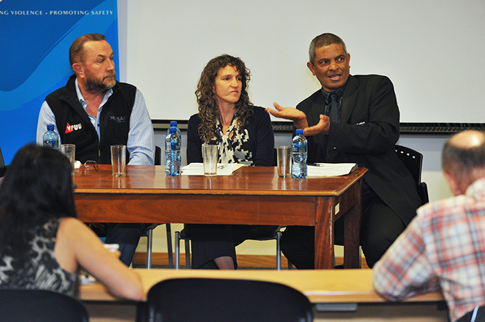 Dr Chris Giles of Violence Prevention through Urban Upgrading (VPUU), Dr Roni Amit of Wits' African Centre for Migration and Society (ACMS) and SAPS Major General Jeremy Vearey at yesterday's panel discussion around xenophobic violence: understanding, responding to and preventing it.
