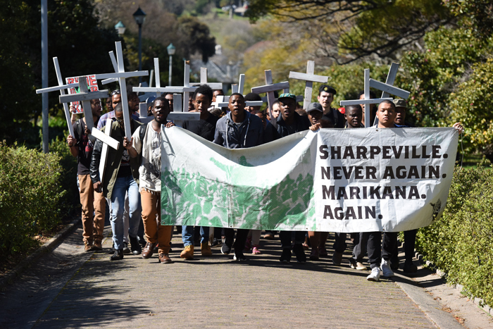 UCT students and staff marching from Bremner to Jameson Plaza to commemorate miners who died at Marikana, on the day of the <a href="http://www.uct.ac.za/dailynews/?id=9322">2015 Marikana memorial lecture</a>.
