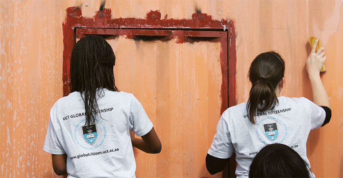 As part of the Global Citizenship Programme, students help out and have one of their classes on the GC2 short courses at Mothers Unite in Lavender Hill, where over 150 children have access to books, computers, art therapy, sports and play - as an alternative to the gangsterism they're witness to on the streets. (Photo courtesy of the UCT Global Citizen Facebook page.