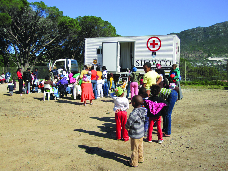 SHAWCO’s paediatric clinics run every two weeks on Saturday mornings. Patients are seen by medical students under the supervision of a qualified volunteer or locum doctor who oversees the proceedings, verifies diagnoses and provides advice.