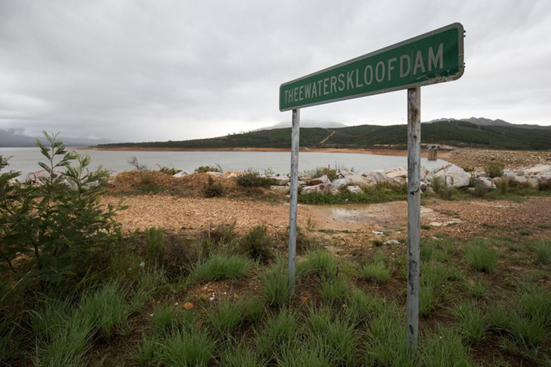 Cape Town’s largest dam, Theewaterskloof, is down to less than 24% of its capacity. Photo from 11 May: Ashraf Hendricks 