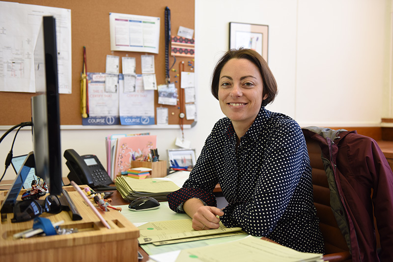 Oceanographer Dr Katye Altieri will use her Claude Leon Merit Award to train undergraduates in air quality analysis. 