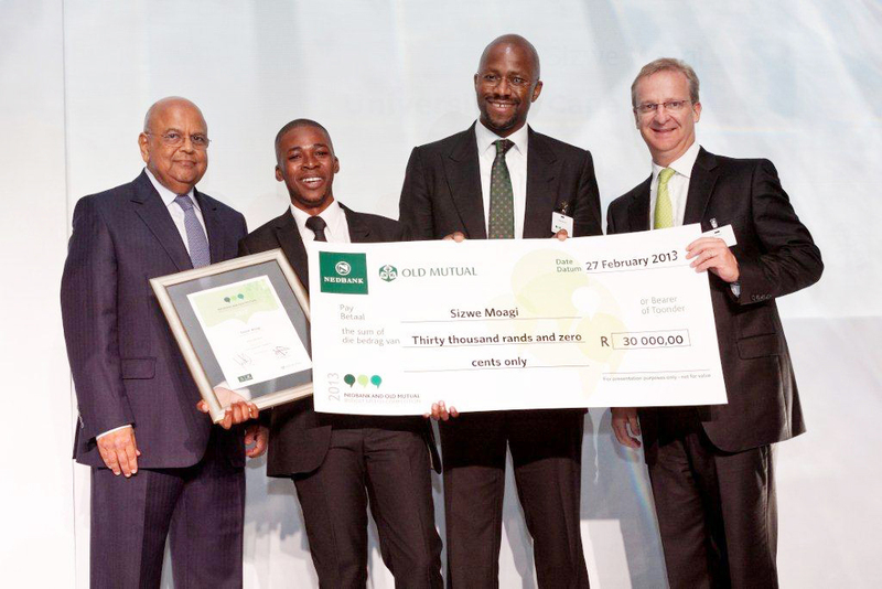 In good company: (from left) Pravin Gordhan, Minister of Finance, Pravin Gordhan, Sizwe Moagi (winner), Ralph Mupital (Old Mutual CEO) and Mike Brown (Nedbank CEO) pose with the winner's cheque.