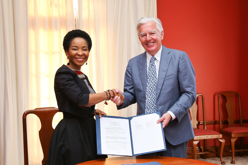 UCT’s VC Prof Mamokgethi Phakeng and Prof Marty Meehan, President of the University of Massachusetts