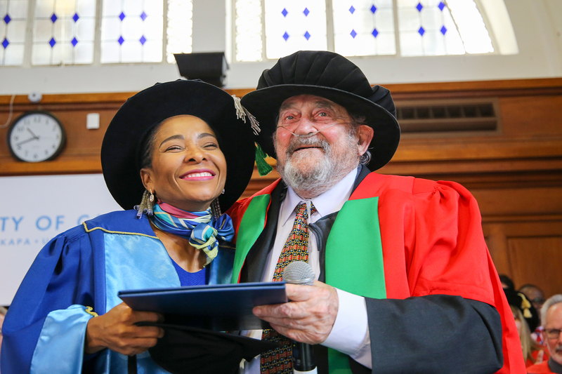 Denis Goldberg receives an honorary doctorate degree from UCT Vice Chancellor, Professor Mamokgethi Phakeng.