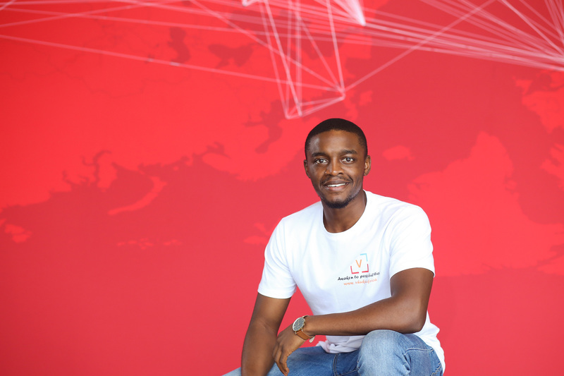 UCT student and Vhuka co-founder Kennedy Muranda tells UCT News how his business platform benefits cash-strapped students. 
