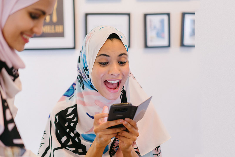 There are plenty of free online resources to keep you going through the lockdown. <strong>Photo</strong> <a href="https://www.pexels.com/photo/woman-wearing-white-and-pink-hijab-1122679/" target="_blank">Pexels</a>.