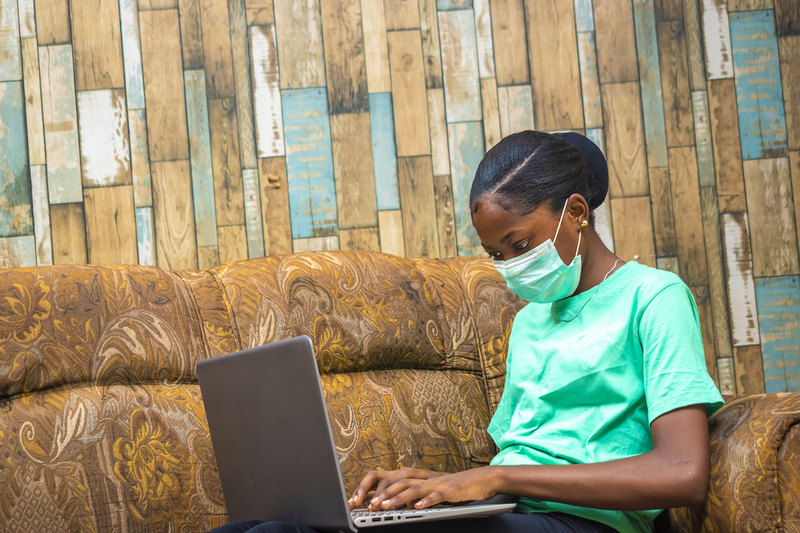 Attendees of the online joint special session of the UCT Transformation Forum and University Social Responsiveness Committee reflected on COVID-19 and the way forward.