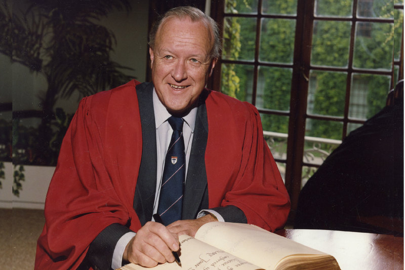 Dr Stuart Saunders was highly regarded as vice-chancellor of UCT.