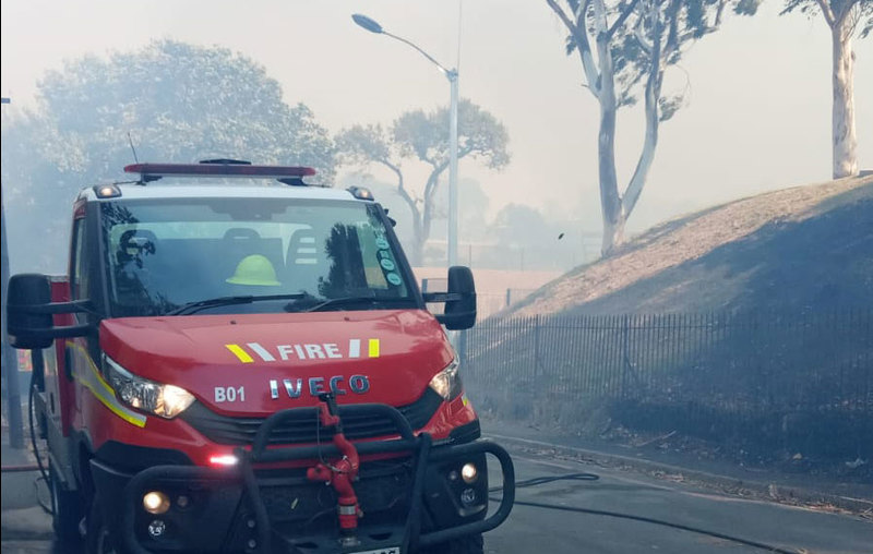 Firefighting heroes worked tirelessly to douse the fire that raged on Table Mountain and on UCT’s upper campus.