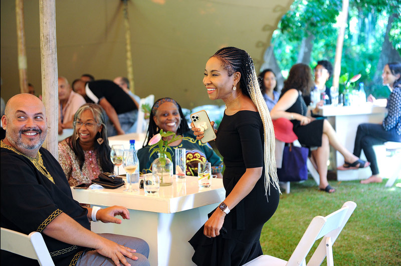 VC Prof Mamokgethi Phakeng (right) greets Faculty of Health Sciences’ Assoc Prof Marc Hendricks, Prof Liesl Zühlke and Carlette Hlungwani.