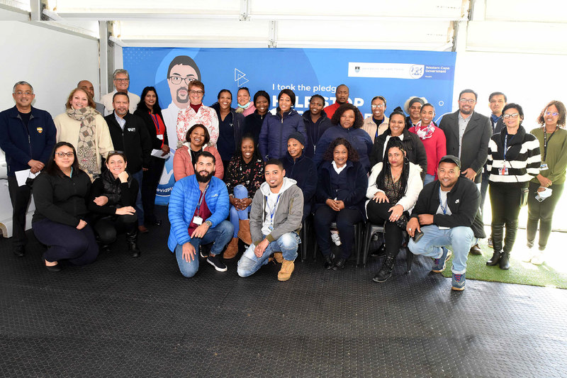 Staff from UCT and the provincial Department of Health came together on Wednesday, 20 July, at the UCT Community of Hope Vaccination Centre to celebrate the site’s successes. 