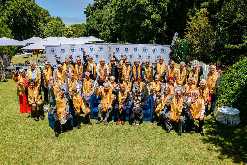 UCT’s class of 1973 gathered on the lawns of Glenara to reconnect and reminisce 50 years after their graduation. 