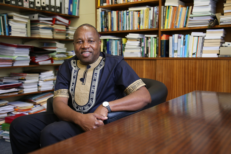  Professor Maano Ramutsindela, UCT’s Dean of Science and co-editor of Africa and the Sustainable Development Goals.