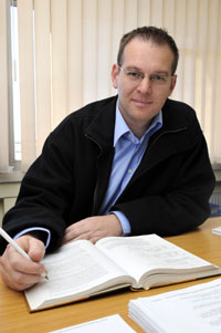 Dr Anton Schlechter