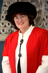 Prof Anna-Lise Williamson 