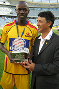 Musa Otieno and his coach