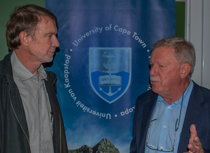 Honoured guest Dean of Science Prof Anton le Roex in conversation with Emer Prof Terence McCarthy who delivered the annual Science Faculty Distinguished Alumni Lecture at UCT