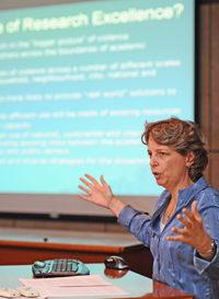 Dr Catherine Ward