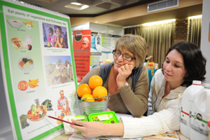 In picture are Lenore Fuller (left) and Dr Lauren Hill of the Division of Human Nutrition