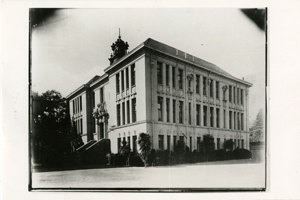 The Medical School, 1911