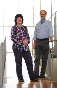 Prof Bertram Jacobs and rof Anne-Lise Williamson 